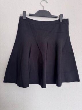 BCBGMAXAZRIA Casual Mini Flated Skirt Stretchable Black Womens Size Large